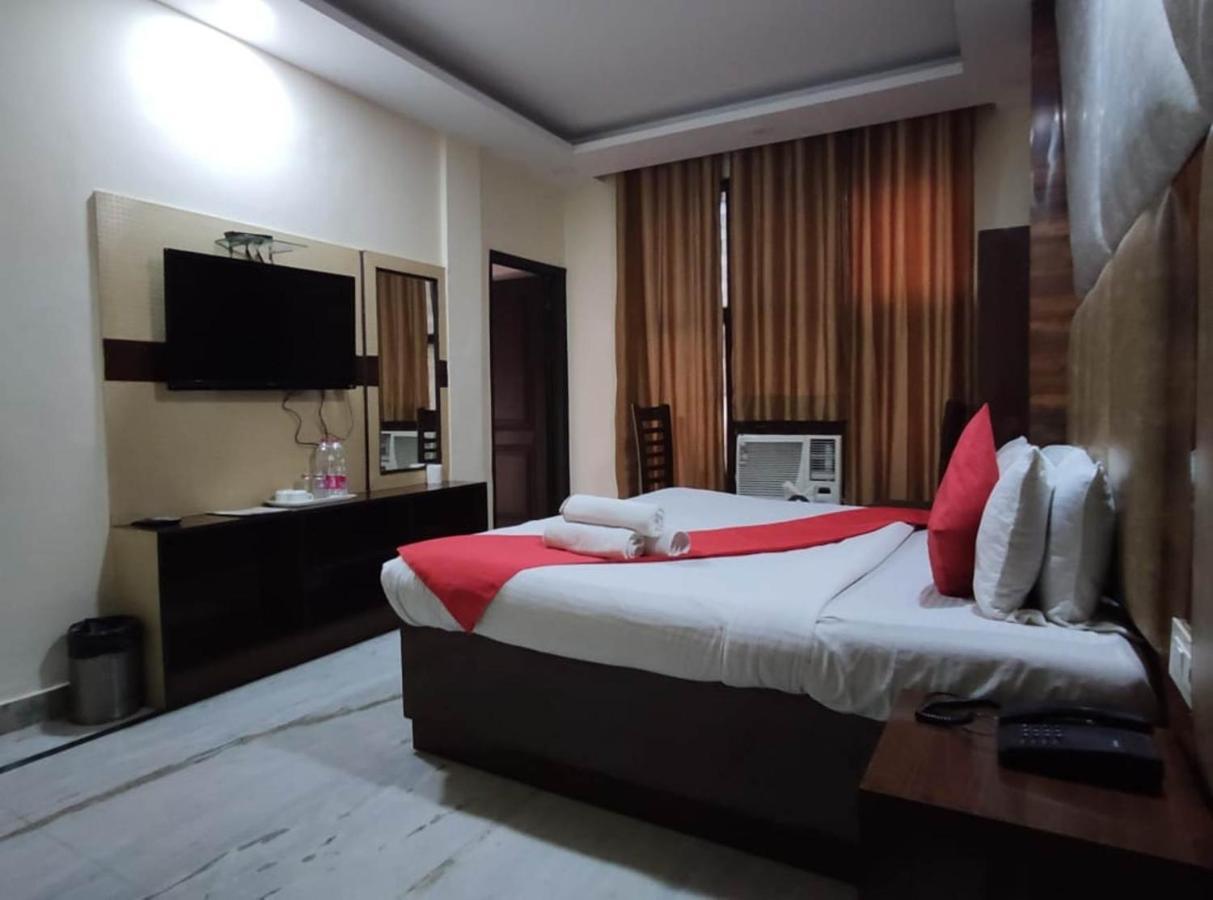 Hotel Aerotech Suite New Delhi Eksteriør bilde