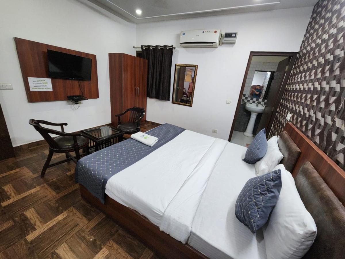 Hotel Aerotech Suite New Delhi Eksteriør bilde