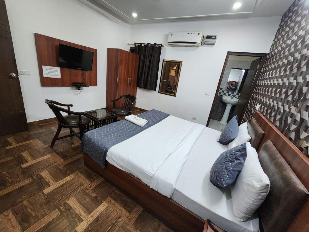 Hotel Aerotech Suite New Delhi Eksteriør bilde