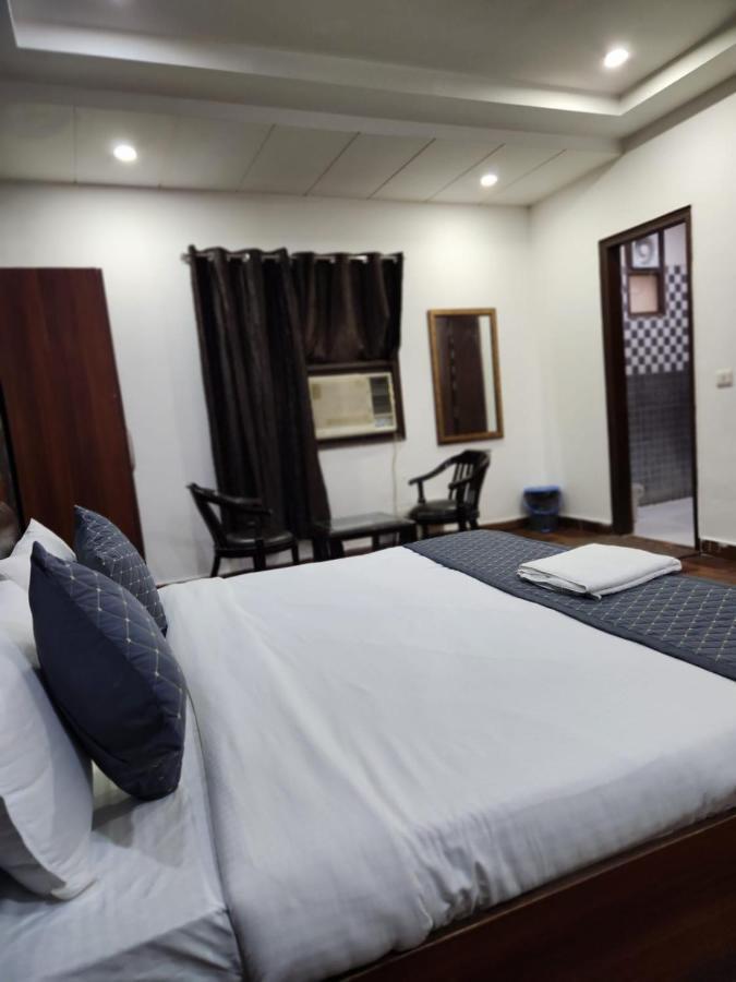Hotel Aerotech Suite New Delhi Eksteriør bilde